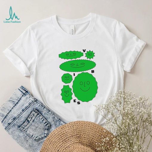 Vibes smiley shirt