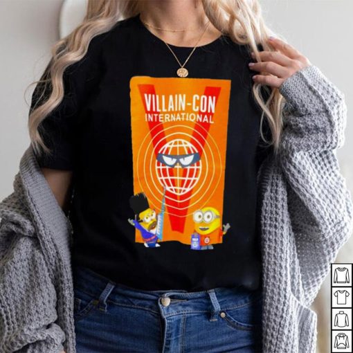 Villain con international Minion shirt