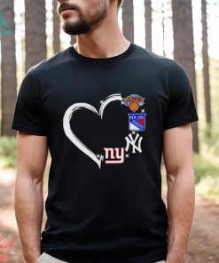 Original Heart New York Yankees And New York Rangers T-shirt