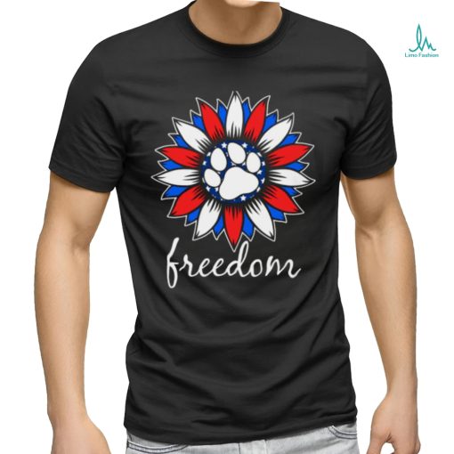Dogshoe Inside Sunflower   Independence Day Dog Classic T Shirt