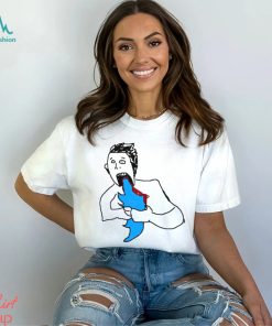 Elon devouring his Twitter new shirt