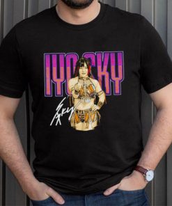 Iyo Sky pose signature shirt
