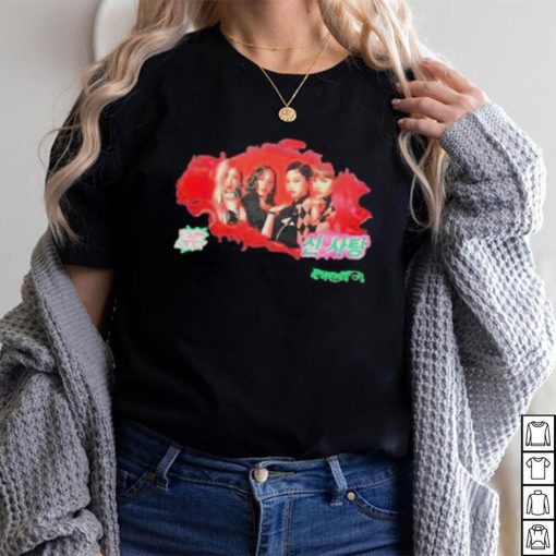 Ladygaga wear a Black Pink shirt