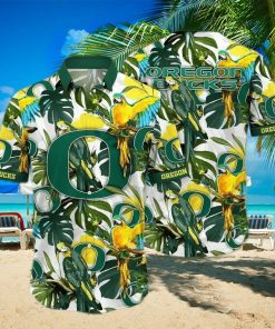 NCAA Oregon Ducks Hawaiian Shirt Palm Leaves Pattern Summer Beach Gift