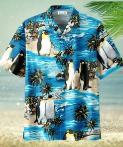 Penguin Family On Beach Unisex Hawaiian Shirts