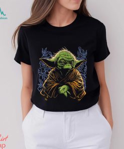 Star Wars Yoda size matters not art shirt