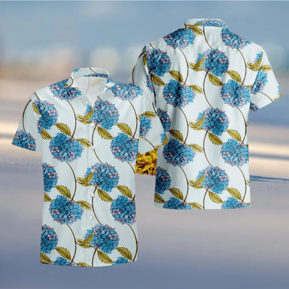 Chicago Bears Hawaiian Shirt Tropical Floral Hawaiian Shirt - A Trendy  Luxury Gift Collection