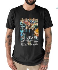 22 years 2001 2023 Harry Potter member thank you for the memories signatures shirt