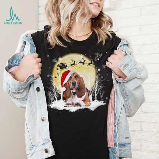 Basset Hound And Christmas Hat Santas reindeer car Christmas Day Gift Merry Christmas Shirt