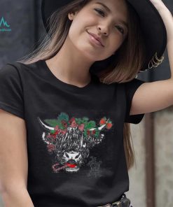 Be Merry and Bright Christmas Shirt, Cow Christmas T Shirt, Funny Gifts for Christmas