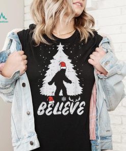 Believe Bigfoot Sasquatch Funny Christmas Men Kids Xmas Shirt