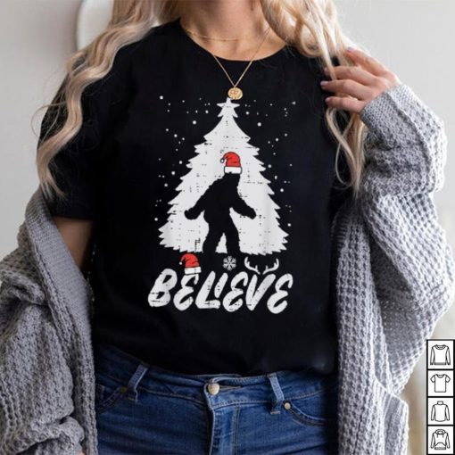 Believe Bigfoot Sasquatch Funny Christmas Men Kids Xmas Shirt