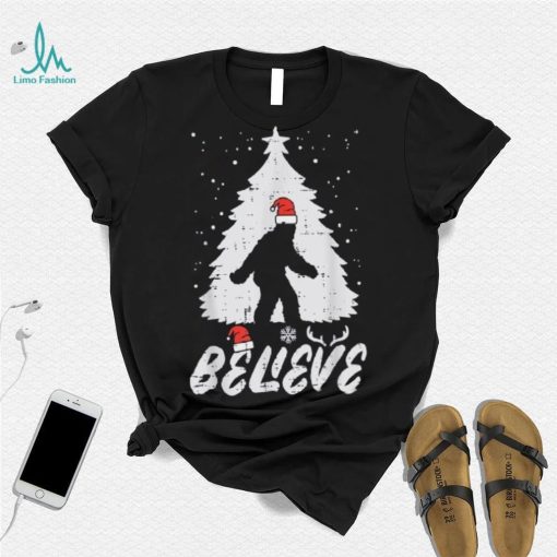 Believe Bigfoot Sasquatch Funny Christmas Men Kids Xmas Shirt