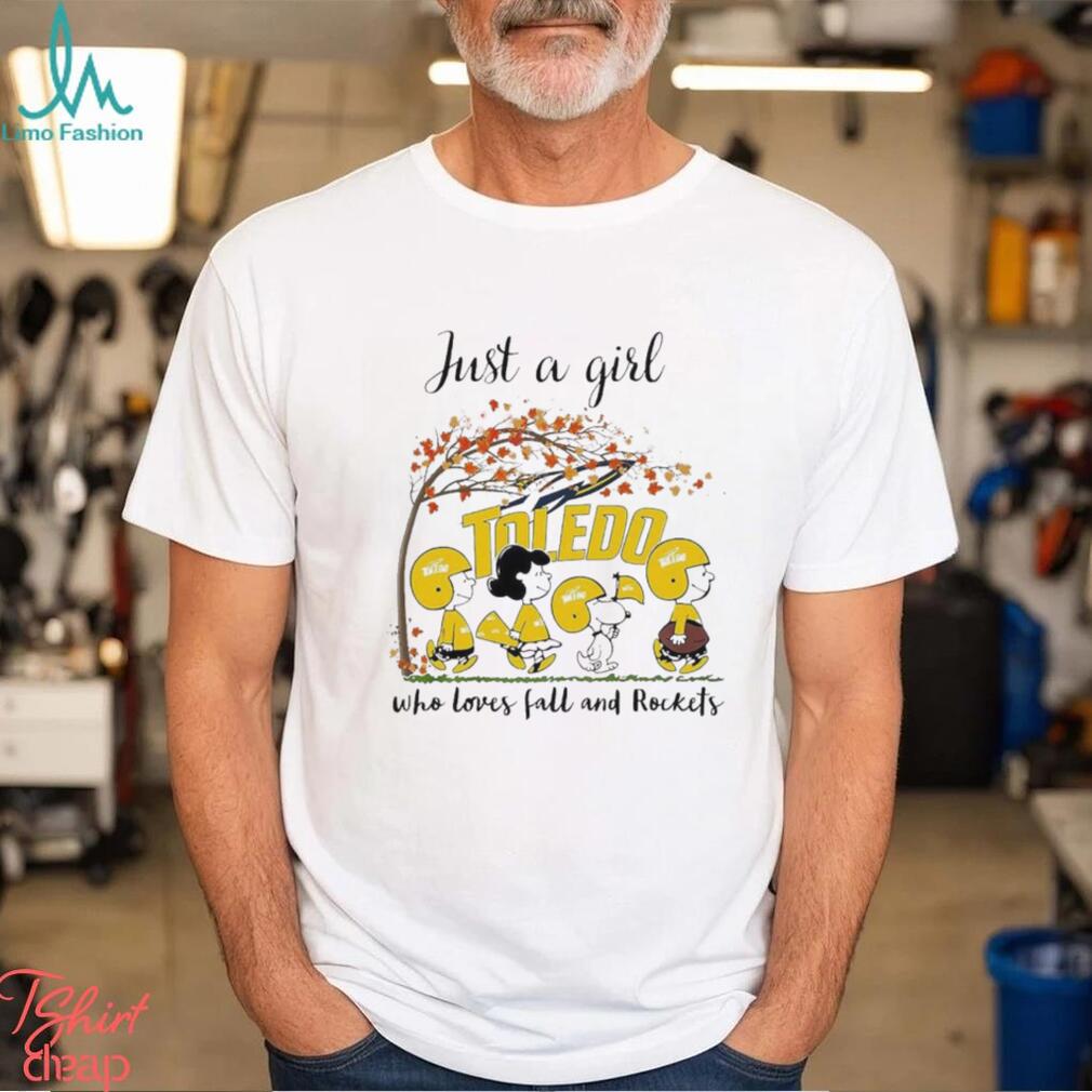 Just A Woman Who Loves Fall And Toledo Rockets Peanuts Cartoon T Shirt -  Limotees