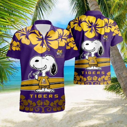 LSU Tigers 26amp3B Snoopy Short Sleeve Hawaiian Shirt