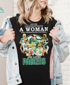 Never Underestimate A Woman Who Understand Football And Loves Packers Signatures Shirt