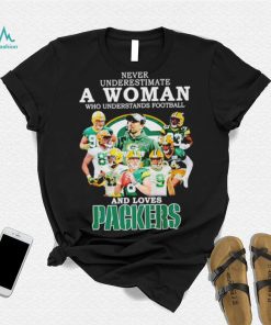 Never Underestimate A Woman Who Understand Football And Loves Packers Signatures Shirt