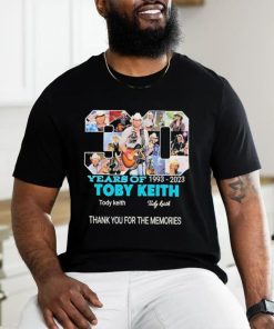 Official 30 years of 1993 2023 Toby Keith thank you for the memories signatures shirt