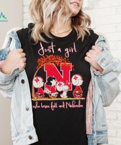 Peanuts Cartoon Just A Girl Who Loves Fall And Nebraska Shirt