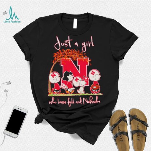 Peanuts Cartoon Just A Girl Who Loves Fall And Nebraska Shirt