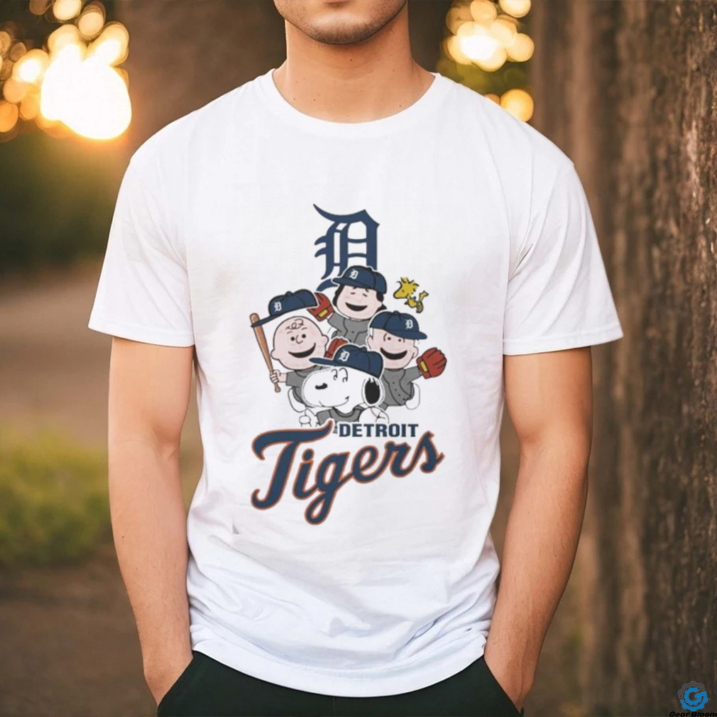 Peanuts MLB Detroit Tigers Snoopy And Friends 2023 T Shirt - Limotees