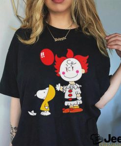 Peanuts charlie brown pennywise and snoopy it movie costume halloween shirt