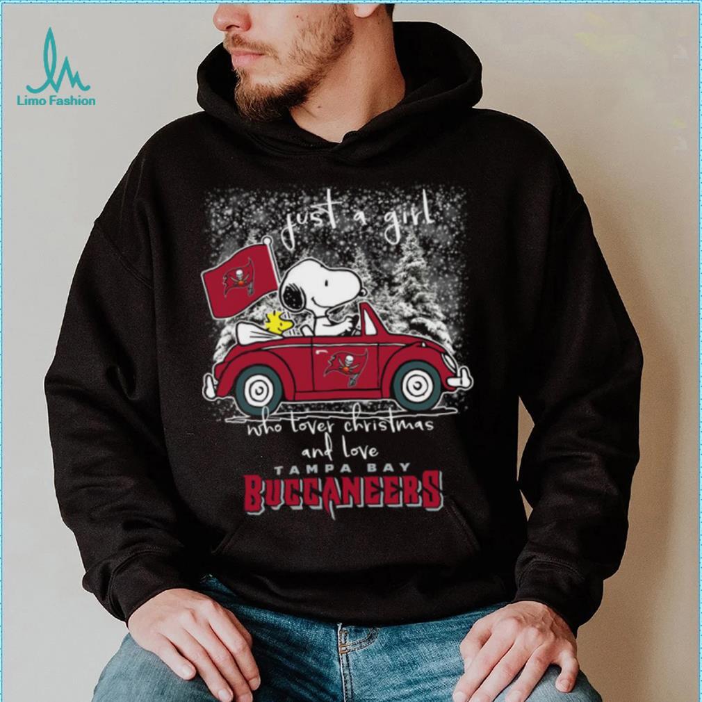 Woodstock Snoopy Buccaneers shirt,sweater - Limotees