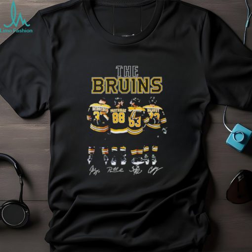 The Bruins best players signatures shirt