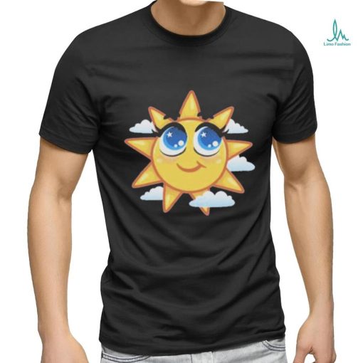 The sun smiles on the island of Maui strong shirt