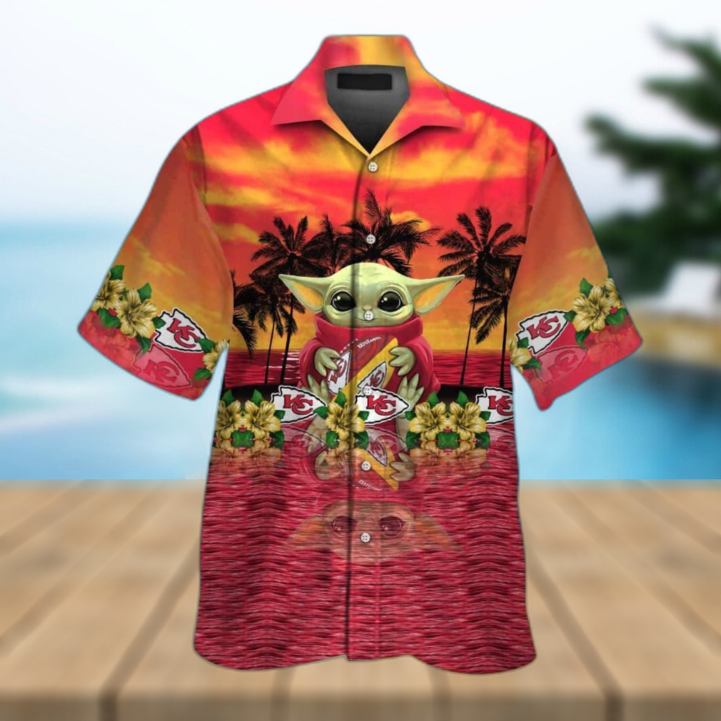 Kansas City Chiefs Hawaiian Shirt Beach Gift For Dad