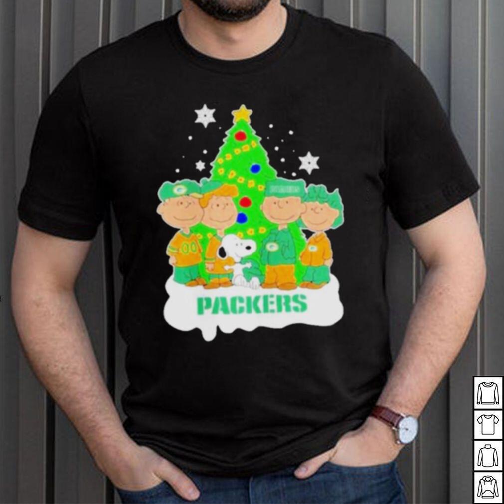 Snoopy the Peanuts Green Bay Packers Christmas Shirt - Limotees