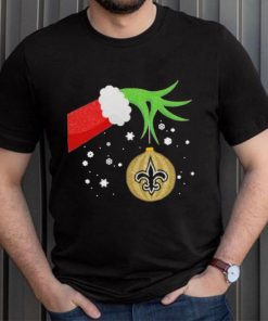 Cute The Grinch Hand Holding Ornament New Orleans Saints Christmas Shirt -  Limotees