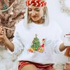 Disney Tinker Bell And Gift Holiday T Shirt, Tinkerbell Christmas Shirt