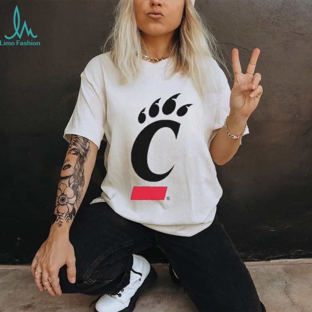 Franchise Club White Cincinnati Bearcats Windshell Big Logo Shirt Franchise Club White Cincinnati Bearcats Windshell Big Logo Shirt