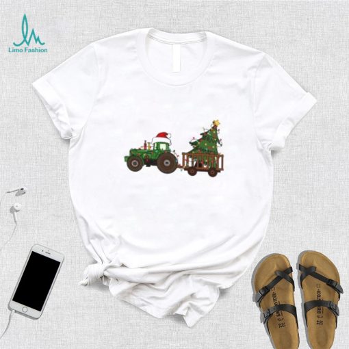 Funny Farming Tractor Graphic Christmas Tree’ Men’s Sport T Shirt