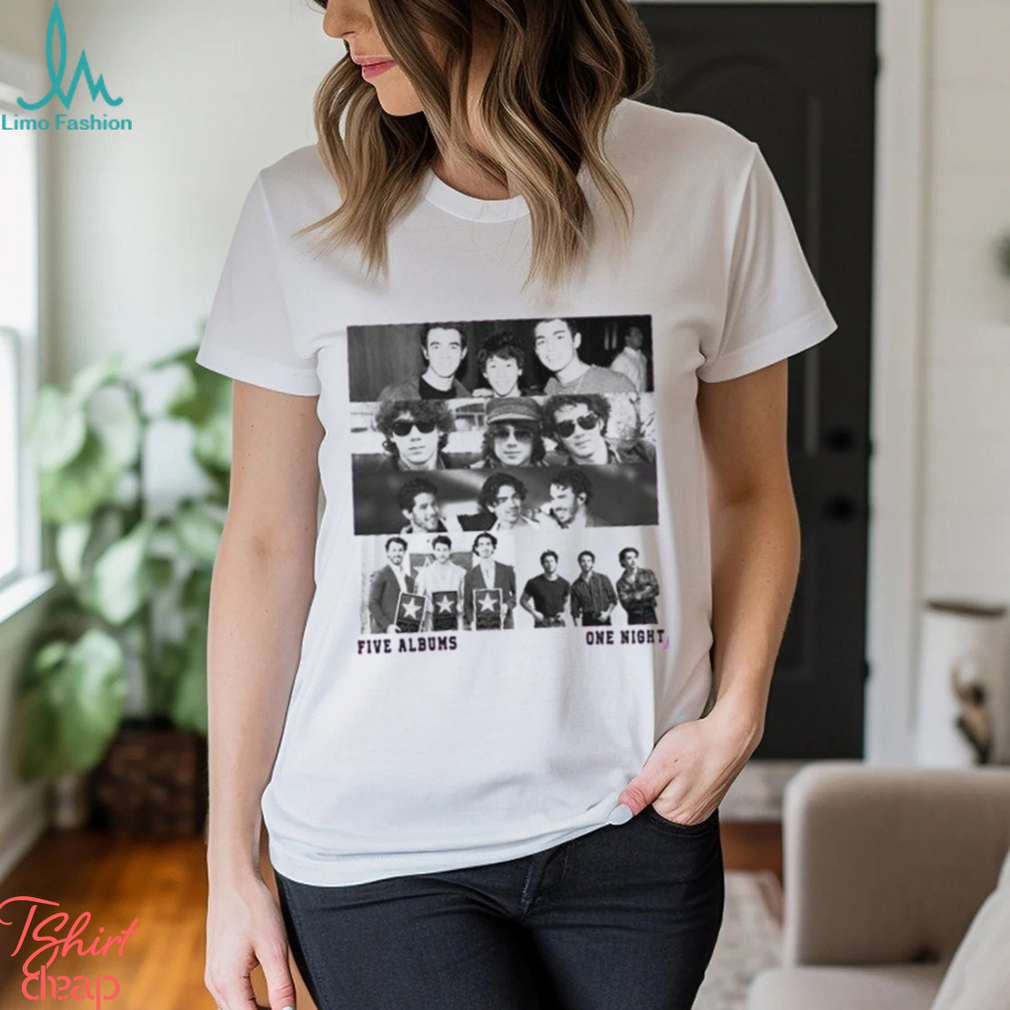 Jonas Brothers Vintage T Shirt I Love Hot Dads Five Shirt 2023 Tour Classic Jonas Brothers Vintage T Shirt I Love Hot Dads Five Shirt 2023 Tour Classic
