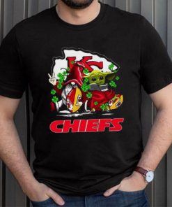 Kansas City Chiefs Christmas Baby Yoda Patrick's Day Super Bowl LIV Champions Xmas T Shirt