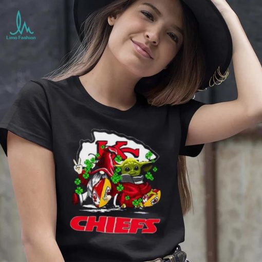 Kansas City Chiefs Christmas Baby Yoda Patrick's Day Super Bowl LIV Champions Xmas T Shirt