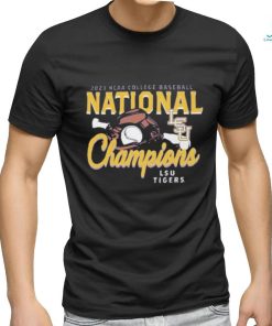 LSU Tigers Women’s 2023 NCAA Men’s Baseball College World Series Champions Glove & Bat T Shirt