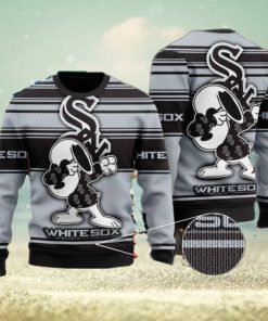 NFL Snoopy Wearing a Chicago White Sox Ugly Christmas Jumper