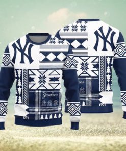 New York Yankees Teams Snowflakes Pattern Knitted Sweater For Christmas