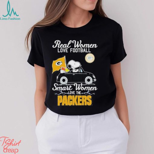 Nice snoopy and woodstock real women love baseball smart women love the Green Bay Packers shirt