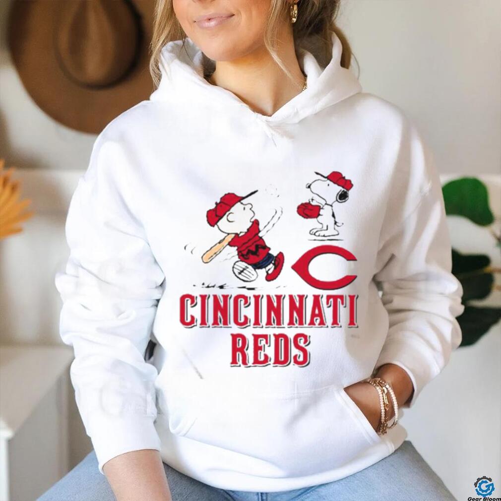 Peanuts characters Cincinnati Reds shirt, hoodie, sweater and v-neck t-shirt