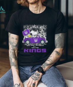 Official Snoopy and Woodstock Peanuts just a girl who lover Christmas and love sacramento kings T shirt