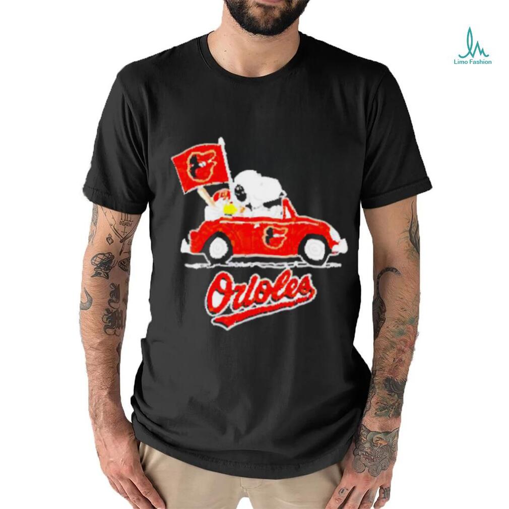 Snoopy Drives Car With New York Yankees Flag Shirt, hoodie