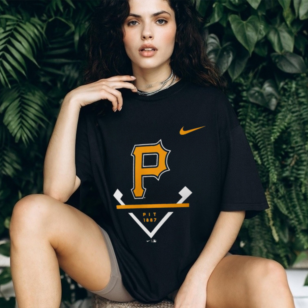 Nike Pittsburgh Pirates Black Logo Legend Short Sleeve T Shirt
