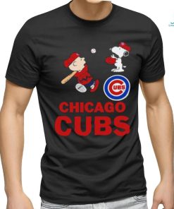 Official Snoopy And Charlie Brown Play Baseball Chicago Cubs Logo T shirt -  Limotees