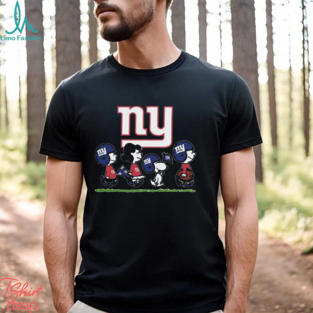 Peanuts Snoopy Football team with the new york giants NFL Shirt