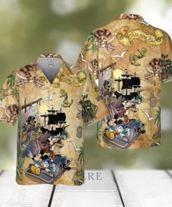 Retro Pirated Of The Caribbean Mickey And Friends Funny Hawaiian Shirt   Thoughtful Personalized Gift For The Whole Family