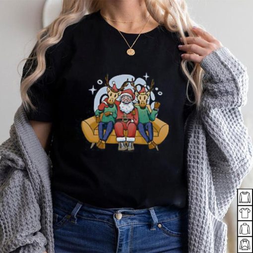 Santa Claus Chilling With Reindeers Christmas Xmas Mens Long Sleeve T Shirt